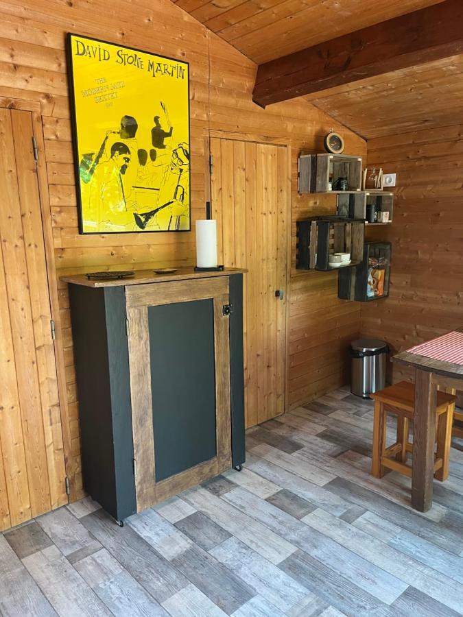 Les Petits Chalets De Dudu La Voulte-sur-Rhone エクステリア 写真